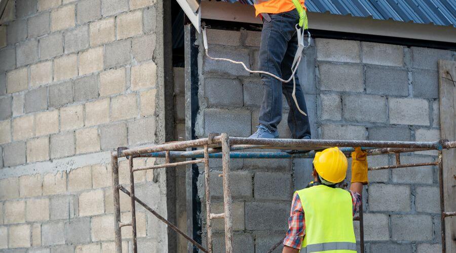 Expert Emergency Roof Repairs services in Itmann, WV